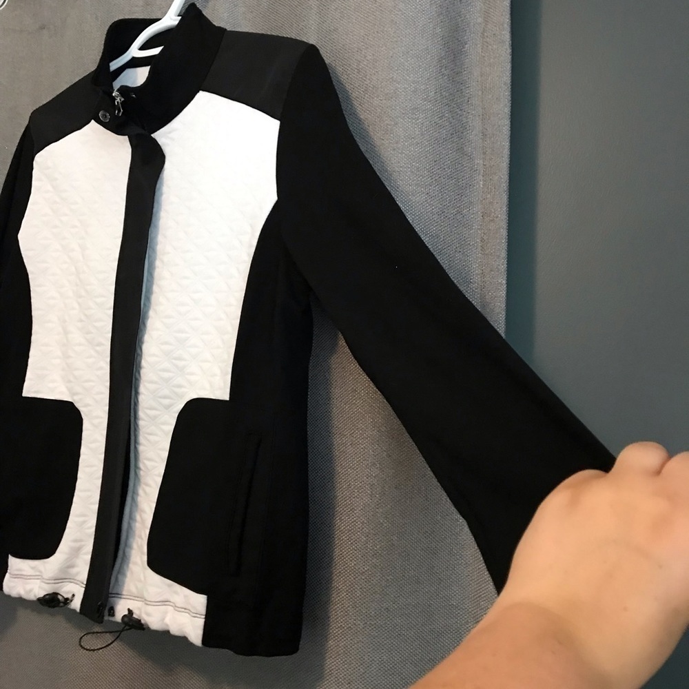 Alia Jacket - Picture 6 of 11